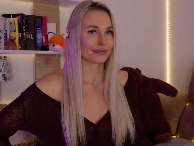 Katerina-space live cam on BongaCams