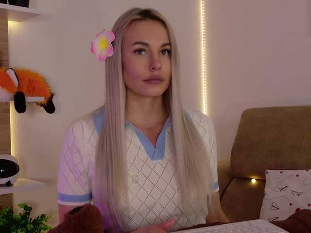 Katerina-space live cam on BongaCams