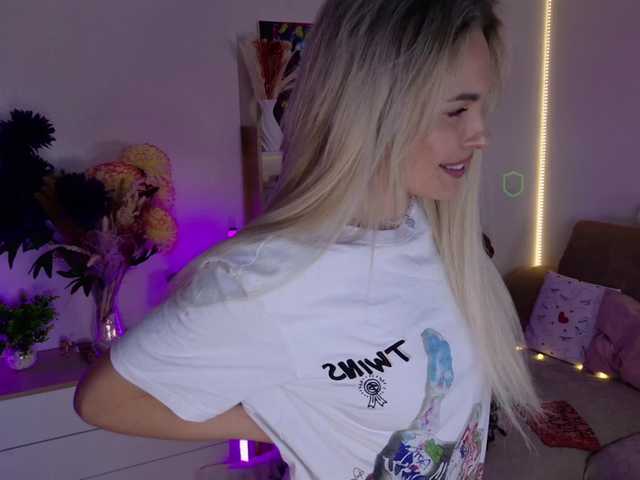 Katerina-space live webcam show