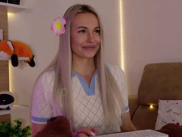 Katerina-space live cam on BongaCams
