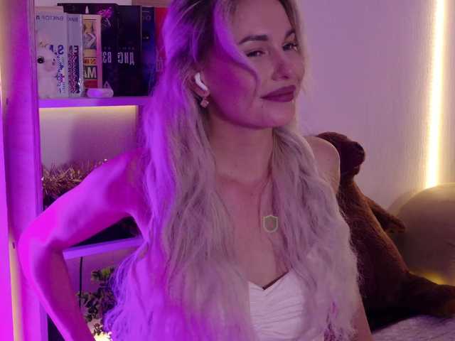 katerina-space cam belle