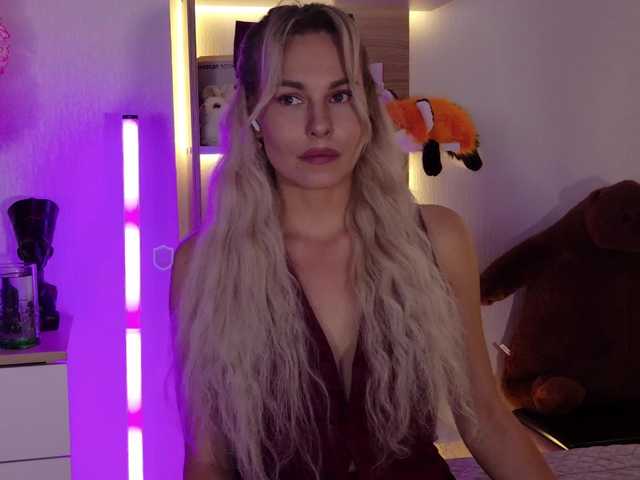 Katerina-space live cam on UnifiedCams
