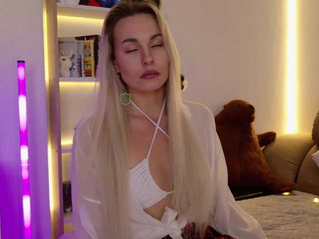 Katerina-space live webcam show