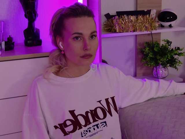 Katerina-space live webcam show