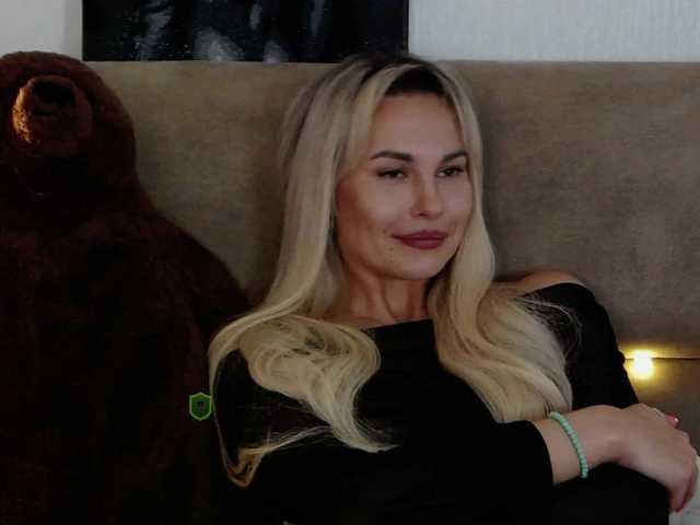 Katerina-space's BongaCams show and profile