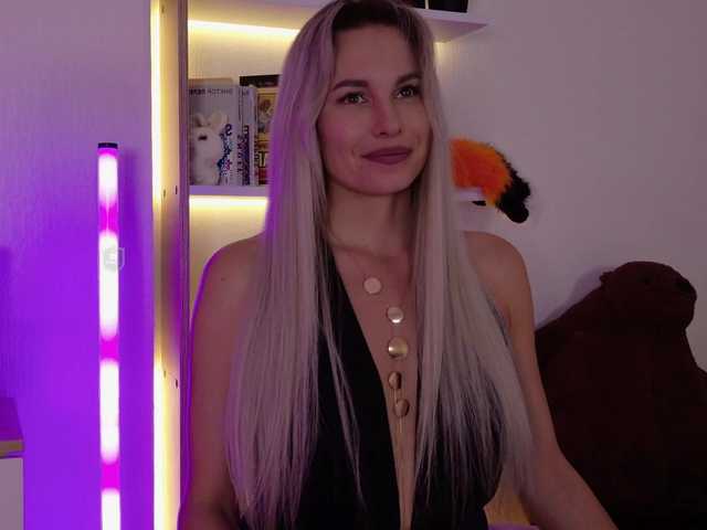 Katerina-space live cam on BongaCams
