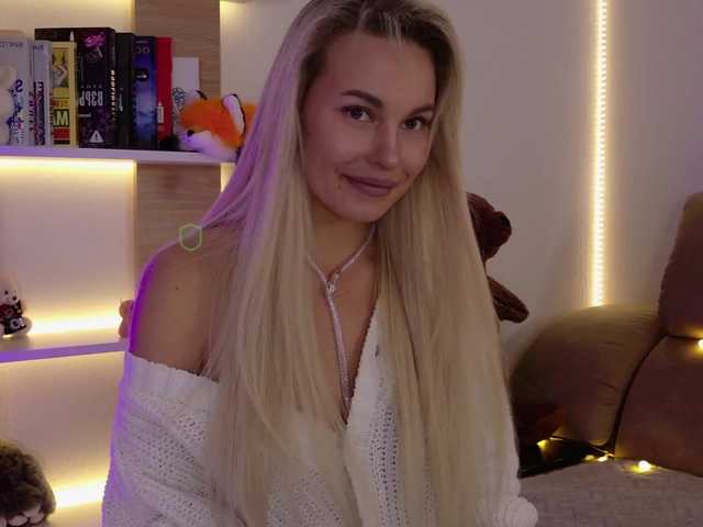 Katerina-space live cam on BongaCams