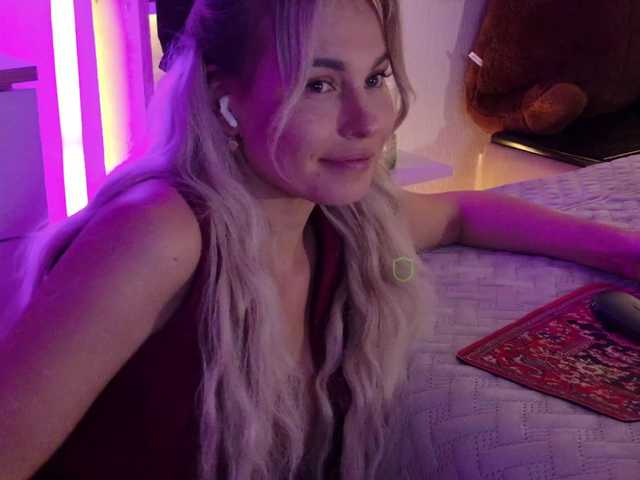 Katerina-space live cam on UnifiedCams