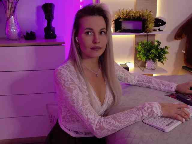 Katerina-space Live Webcam on BongaCams