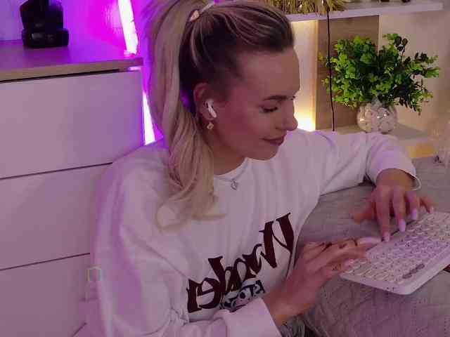 Kocmoc_Katerina webcam