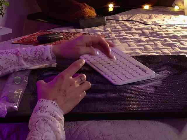 Katerina-space Live Webcam on BongaCams