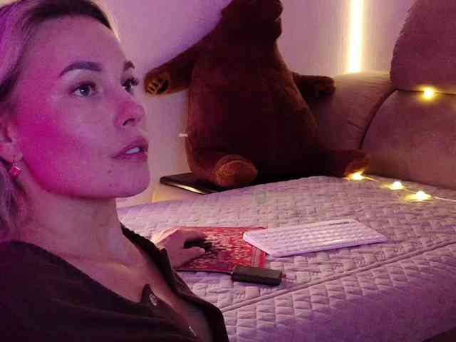 Kocmoc_Katerina webcam