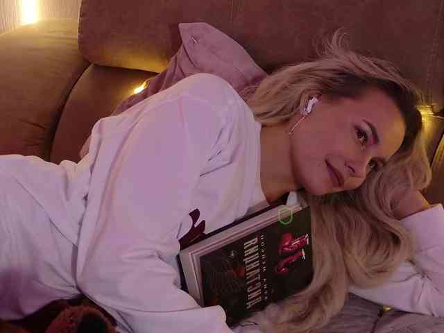 Kocmoc_Katerina webcam