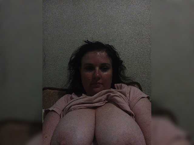 PolyarnayaYagoda82 live cam on BongaCams