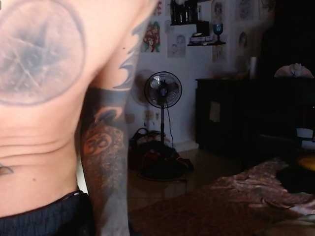 Tiffanysexxxy live cam on BongaCams