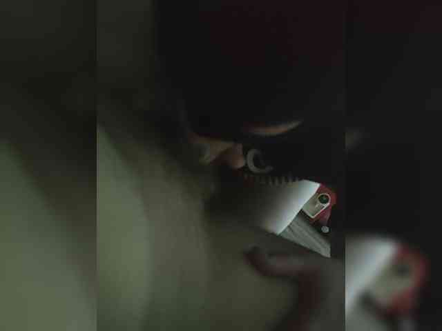 ChikaBoom webcam