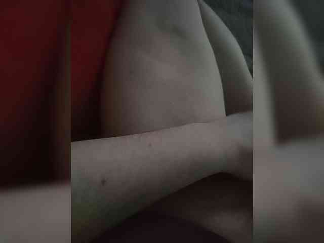 ChikaBoom webcam