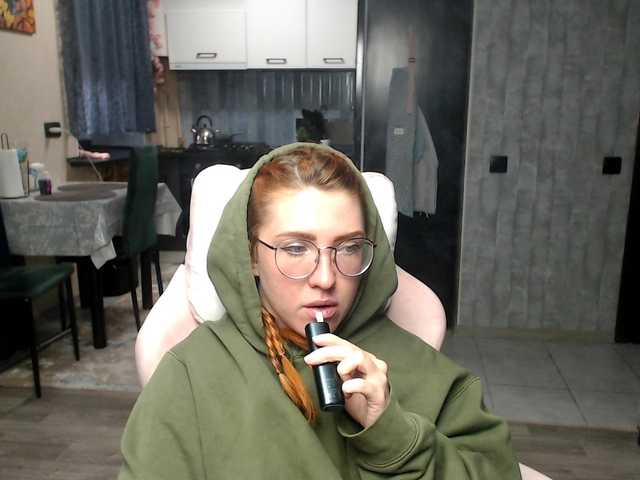 Regimasmile's BongaCams show and profile