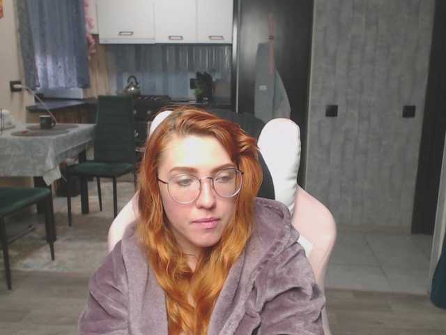 Regimasmile's BongaCams show and profile