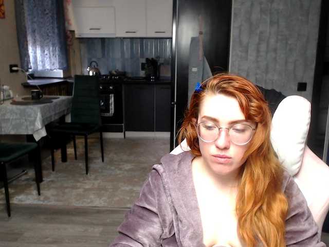 Regimasmile's BongaCams show and profile