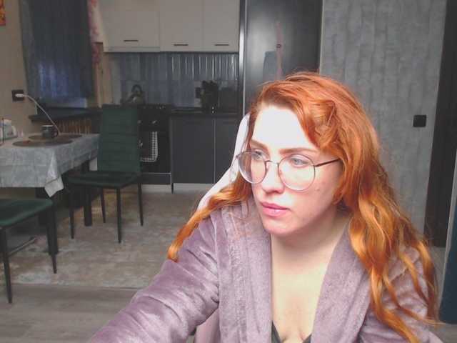 Regimasmile's BongaCams show and profile