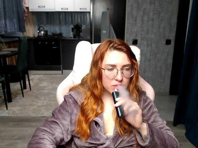 Regimasmile's BongaCams show and profile