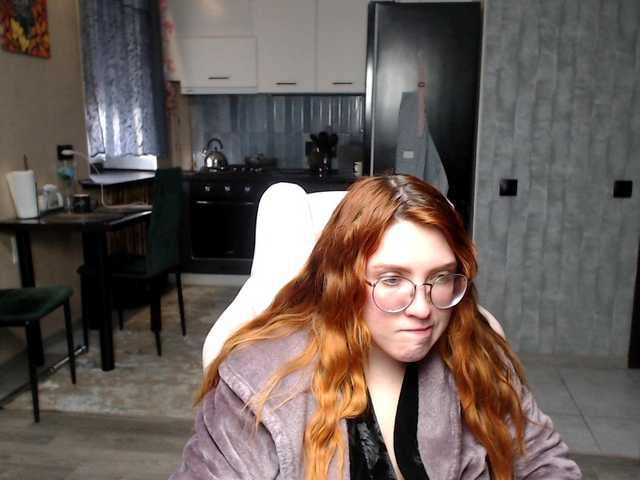 Regimasmile's BongaCams show and profile