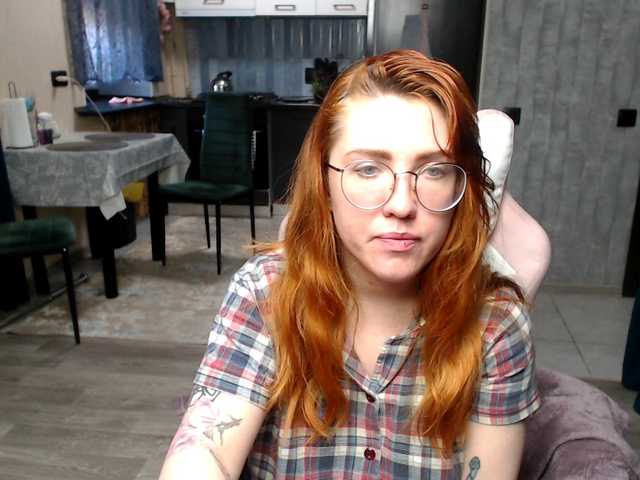 Regimasmile's BongaCams show and profile