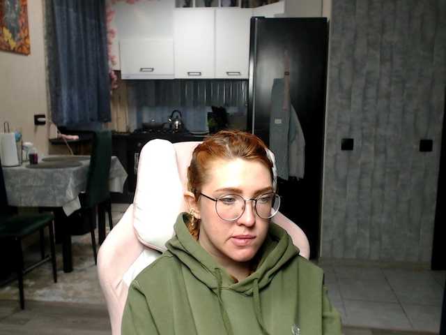 Regimasmile's BongaCams show and profile