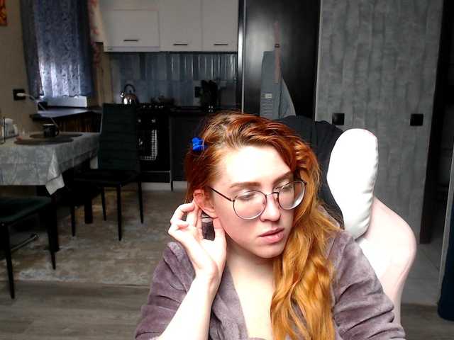 Regimasmile's BongaCams show and profile