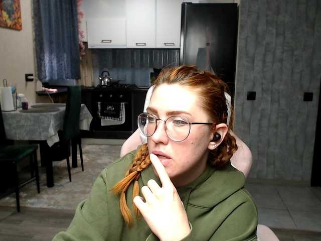 Regimasmile's BongaCams show and profile