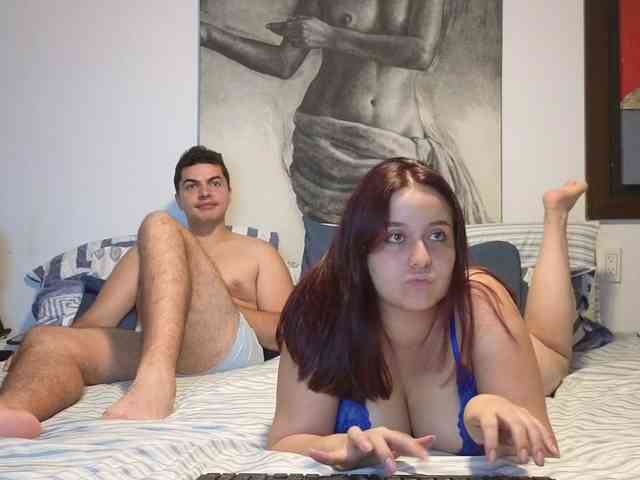 AngelaMax1 webcam