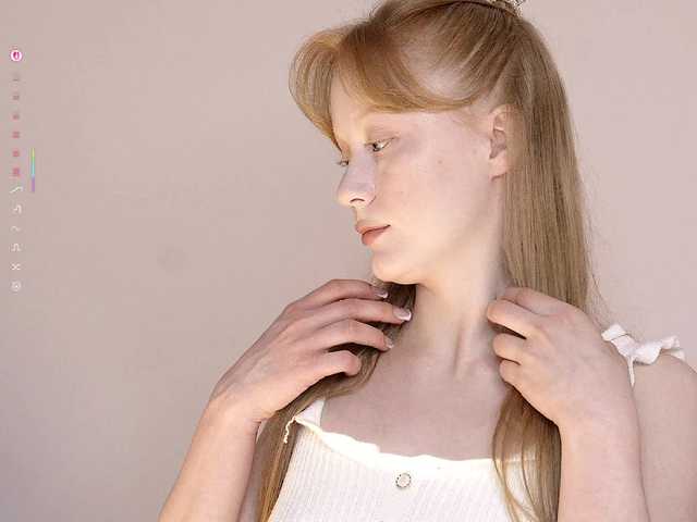 Cute_Shine live webcam show