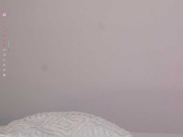 CuteShine live cam on BongaCams