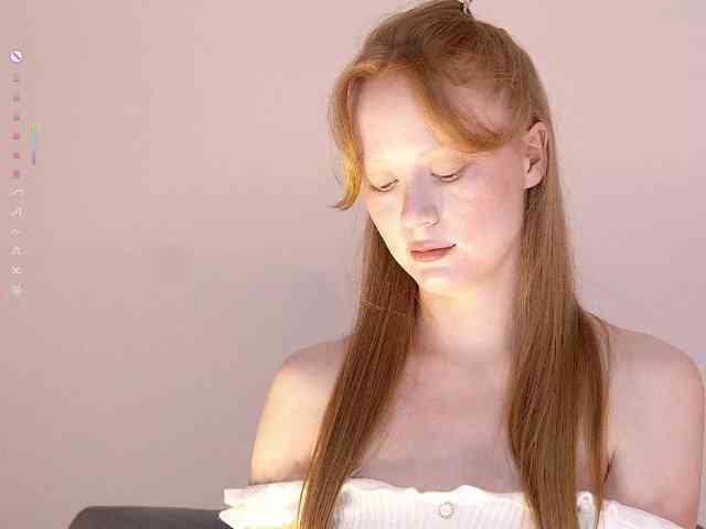 CuteShine Sex Cam Show