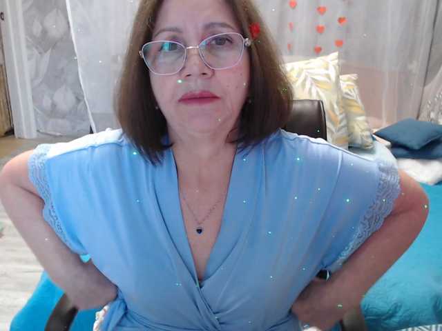 OlgaLikesport, live now on BongaCams