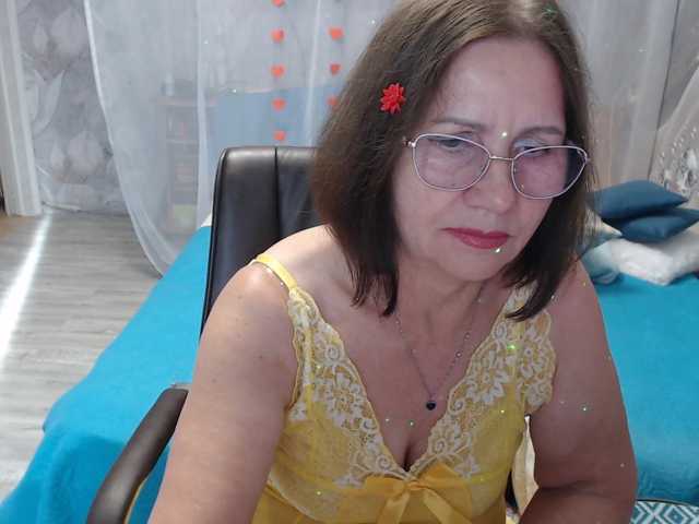 OlgaLikesport live cam on BongaCams