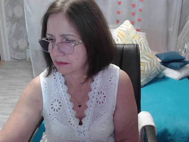 OlgaLikesport live cam on BongaCams
