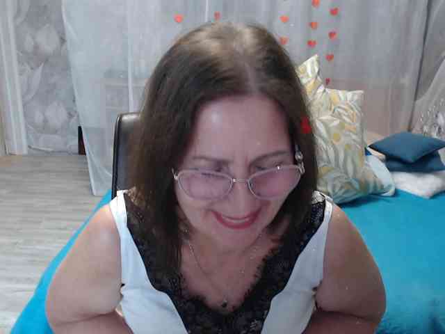 OlgaLikesport live female cam on bongacams