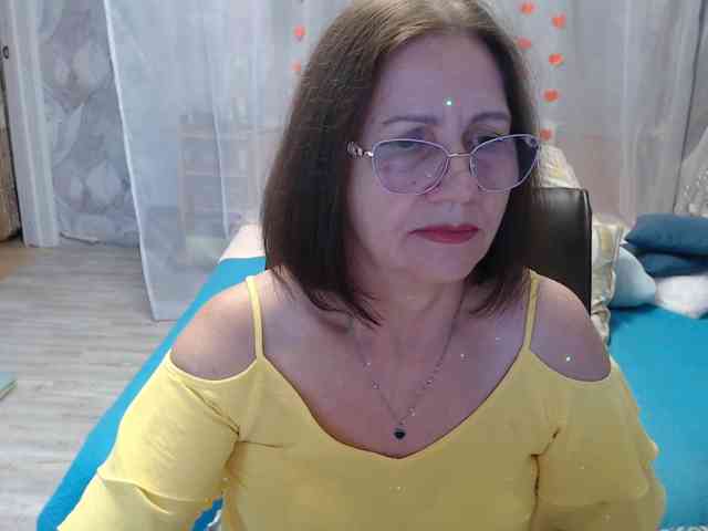 OlgaLikesport webcam