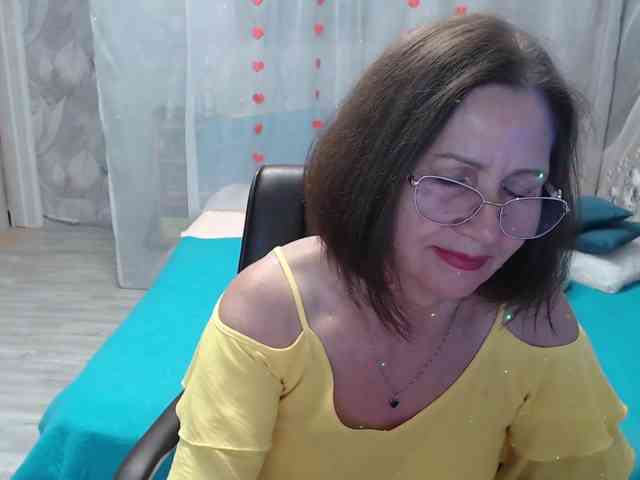 OlgaLikesport webcam