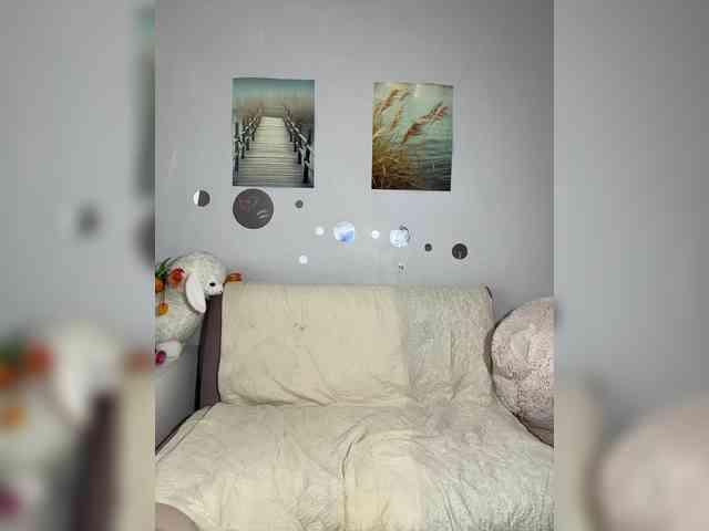 RozaMoor webcam