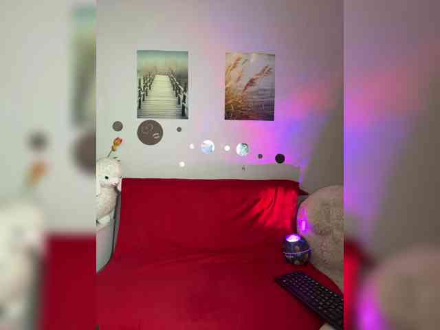 RozaMoor webcam