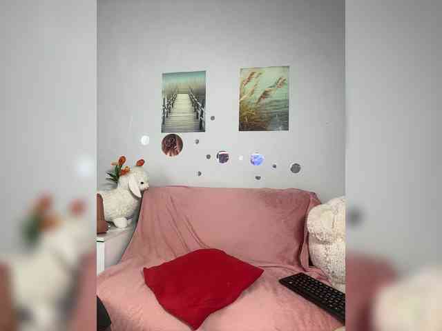 RozaMoor webcam