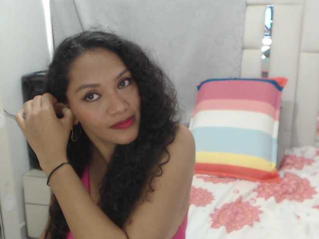 KarlieK live cam on BongaCams