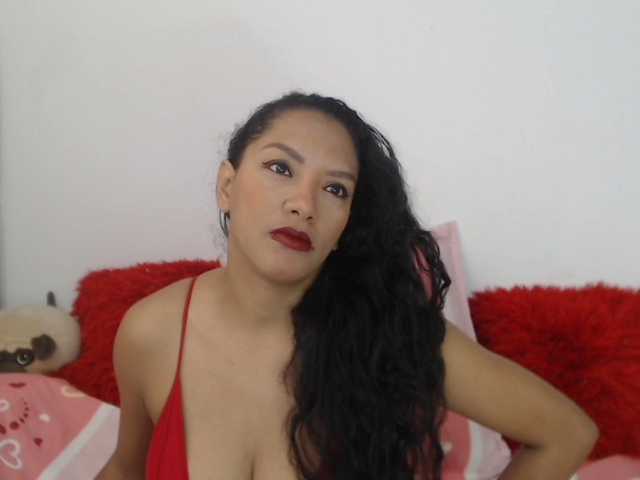 KarlieK live cam on BongaCams