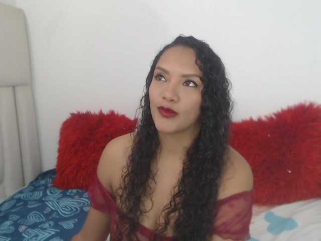 KarlieK live webcam show