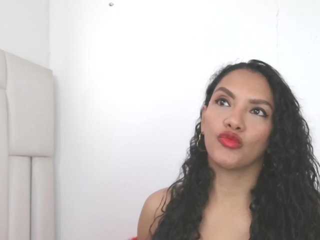 KarlieK live cam on BongaCams