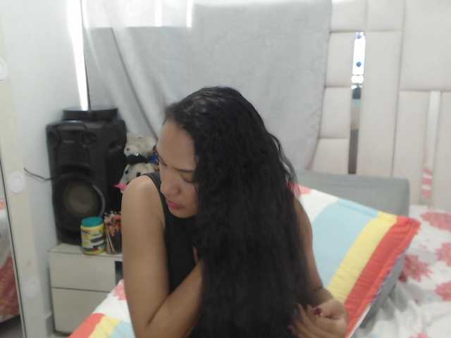 KarlieK live cam on BongaCams