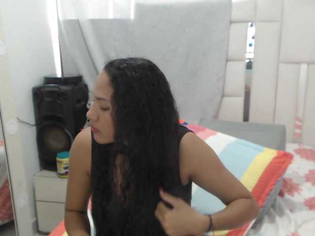 KarlieK live cam on BongaCams